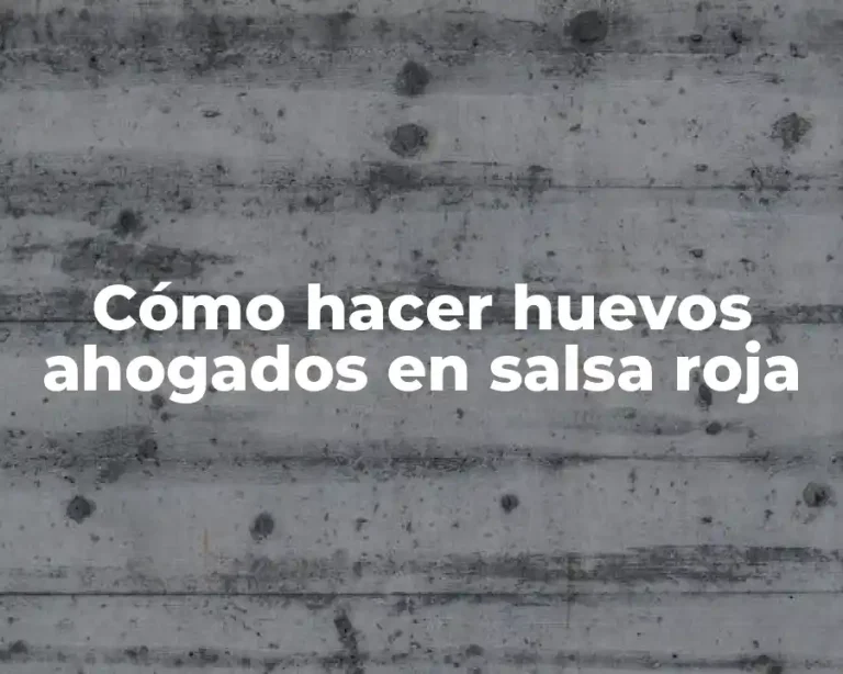 Cómo hacer huevos ahogados en salsa roja