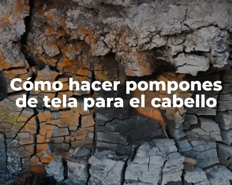 Cómo hacer pompones de tela para el cabello