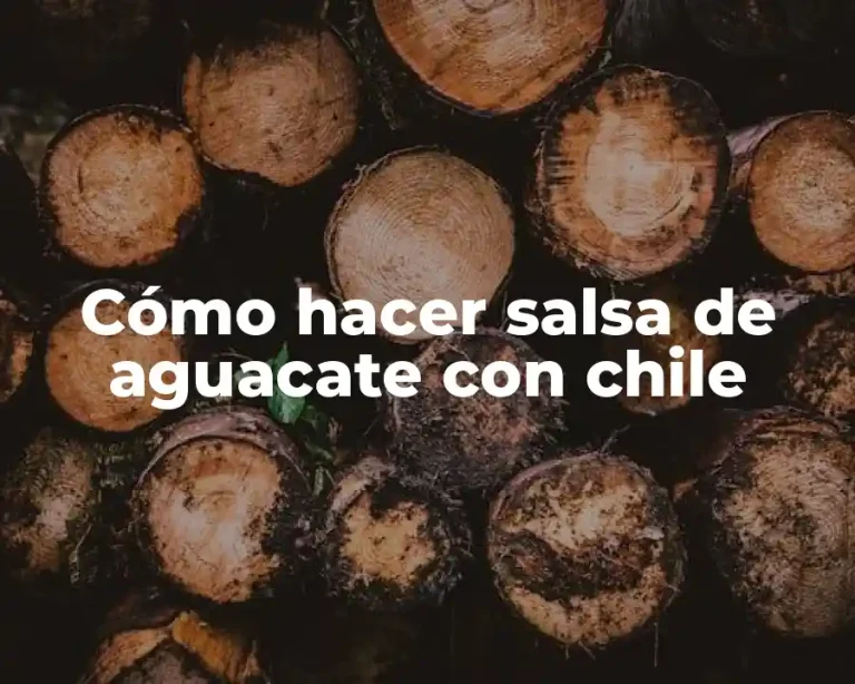 Cómo hacer salsa de aguacate con chile