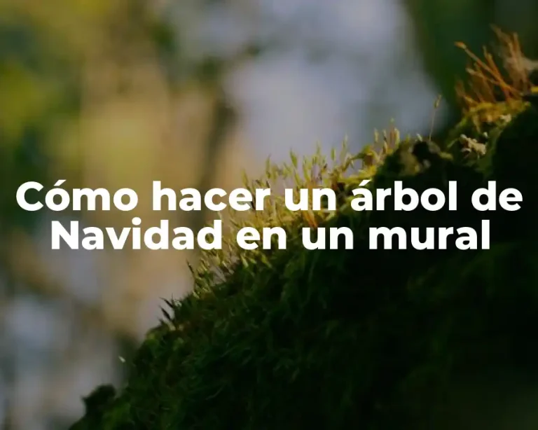 Cómo hacer un árbol de Navidad en un mural